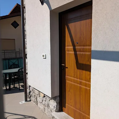 דירה Tra Cielo E Bosco ורבאניה