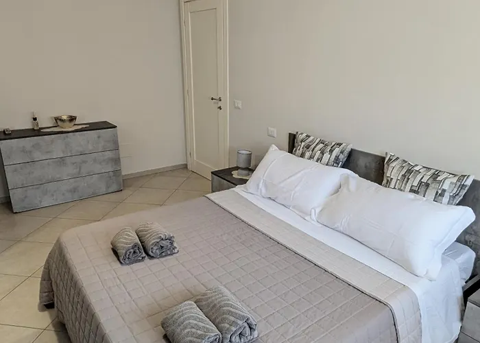 아파트 Tra Cielo E Bosco 베르바니아